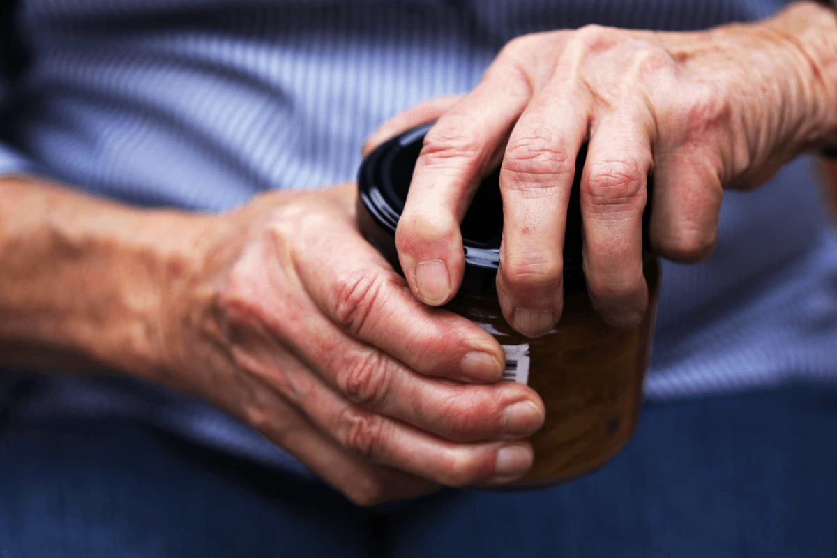 Understanding-arthritis-it’s-risk-factors-and-treatment-1200x800.png