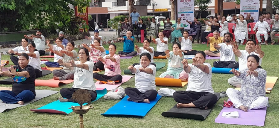 3,700+ people took a Stretch Towards a Healthier Tomorrow